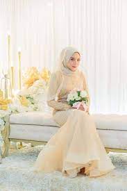 Warna ini termasuk ke dalam warna pastel. Baju Kahwin Pastel
