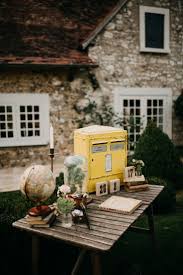 Robe mariage bohème dos nu. Artis Evenement Decoration Mariage Kinfolk Guinguette Champetre Boheme Folk Dime Giverny Paris39 Deco Mariage Guinguette Mariage Kinfolk Urne Mariage