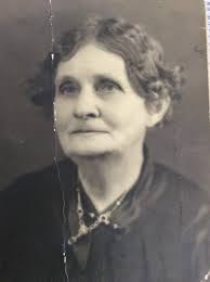 Annie Nee Munro Married Joseph Turner, their daughter Alice Ruby Turner  Married George Henry Jamieson they lived south Gundagai note photo of Annie  in her 80's no grey hair amazing....