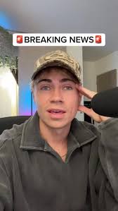 Dylan Jagger Lee's Social Media