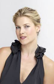 In final destination movie she play's christa marsh, one of the fight 180 casualties. Pictures Of Lisa Marie Caruk