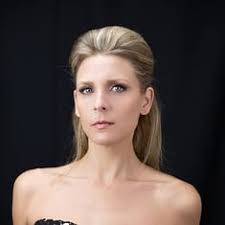 Misty Lang's Instagram, Twitter & Facebook