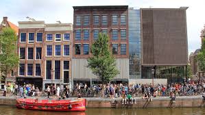 In 1933 the frank family emigrates to amsterdam in the netherlands. Das Anne Frank Haus In Amsterdam