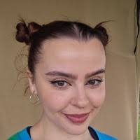 300+ "Maisy" profiles