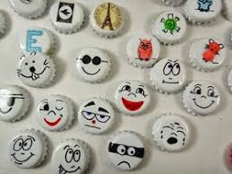 Selber Machen Basteln Diy Ideen Anleitung Selbermachen Kronkorkenbutton Und Mehr Basteln Mit Kronkorken Basteln Basteln Mit Magneten