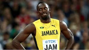 Ostenta once títulos mundiales y ocho olímpicos como velocista, 1 2 además posee los récords mundiales de los 100 y 200 m lisos, y la carrera de relevos 4×100 con el equipo jamaicano. Watch Usain Bolt Directs Traffic In Trinidad Tobago Loop Jamaica