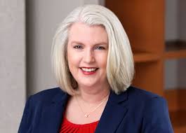 Alumna receives award of Excellence at the Hartford Business Journal's 2025  Women in Business Awards