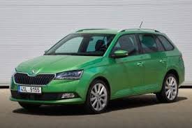 Desde que fue lanzado en 1999, el fabia ha sido un éxito, vendiendo más de cuatro millones de unidades a nivel mundial (medio millón de la última generación).ahora llega el skoda fabia combi 2018, una pequeña renovación para que el familiar esté a la altura y mantenga los. Skoda Fabia Combi 1 0 Tsi 70kw Greentech Active Manual 5 Doors Specs Cars Data Com