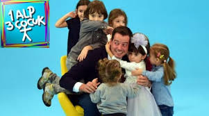 Alp kırşan'ın en çok konuşulan ilişkisi cihan ünal'ın kızı irmak ünal ile yaşadığı aşktı. Alp Kirsan 1 Alp 3 Cocuk La Tv8 Ekraninda Magazin