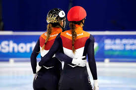 Dutch short track speed skater lara van ruijven is in critical condition after being diagnosed with an autoimmune disorder and is showing no signs of recovery, the royal dutch skating federation said on wednesday. Onze Kinderen Hebben Heel Veel Steun Aan Hen Gehad Schaatsen Nl