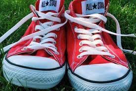 How To Stretch Canvas Shoes At Home Including Step By Step Guide Stretch Leather Shoes Canvas Shoes Leather Converse