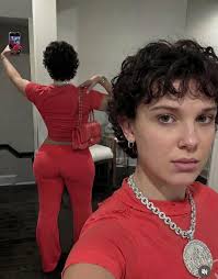 Wait number 11 looking like a 10 right na😳👀 #strangerthings