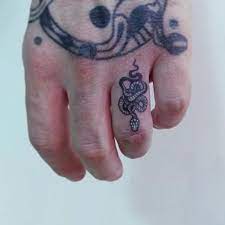 90 Slithering Snake Tattoos For Men And Women To Wear Snake Tattoos Tattoos Snake Tattoo Design