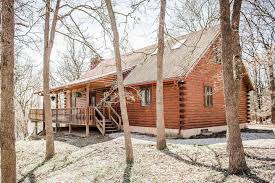 Furnished studio apartments just out of town! 13 Cabins Near Kansas City For A Weekend Getaway