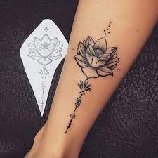 fotos de tatuagens pequenas femininas na perna leg tattoos women tattoos for women flowers flower leg tattoos