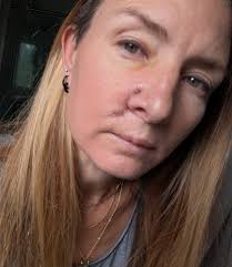 Hey SN Fam! I LOVELOVELOVELOVE my Oculus/SN 💜💜💜💜💜 Anyone have a  recommendation for a mask cover that isn't silicone and doesn't drip sweat  constantly throughout the workout? My mask slips down, I