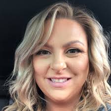 Own a salon studio in Toledo, OH