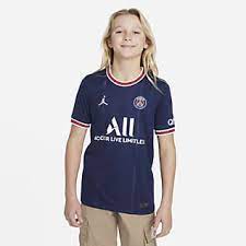 O camisa sete vê com bons olhos uma saída da juventus após uma campanha conturbada e que terminou apenas com o título da copa da itália. Paris Saint Germain Jerseys Apparel Gear Nike Com