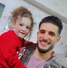 مع الكوافير يحيى التركي الي ما جرب يجرب واذا ما عجبك سيرفسك ببلاش عرض العيد  لف وارجعلنا تركيب شعر طبيعي 100% اعلى جودة من 25