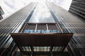 This estimate is based upon 165 barclays investment banking analyst salary report(s) provided by employees or estimated based upon statistical methods. Barclays Shares Jump As Covid 19 Boosts Investment Bank Performance Barron S
