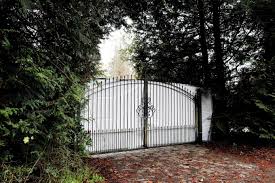 Here are 3 private islands for sale nearby. Harry And Meghan Start New Life In Canada With Media Spat World The Jakarta Post
