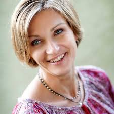 Tina Erdmann's Instagram, Twitter & Facebook