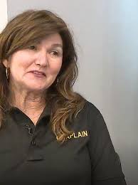 Chaplain provides comfort, strength to victims and police officers during  calls