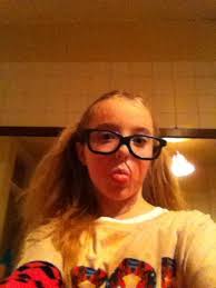 Eva Newell (@EvaNewell)