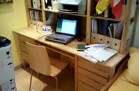 Ikea Ivar Desk With Storage Units Above Met Afbeeldingen Kantoorinrichting Interieur