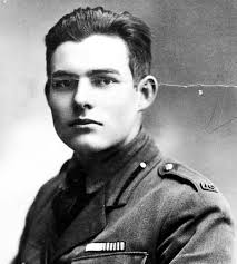 ERNEST HEMINGWAY. Famous people in English. Personajes famosos en inglés.