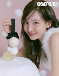 Nayeon x Cosmopolitan https://t.co/nFXlBEa1at #TWICE #트와이스 @JYPETWICE