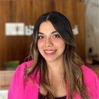 Mayela Villarreal's Instagram, Twitter & Facebook