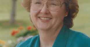 Eloise Marie McLauchlin Hill, 84