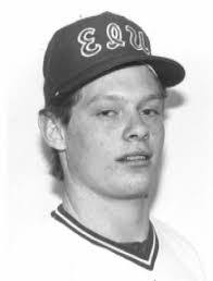 Dillon Roark's Instagram, Twitter & Facebook