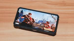 Garena free fire is a battle royal game, a genre where players battle head to head in an arena, gathering weapons and while playing in a squad, you can talk with them through the game. 10 Best Smartphones To Play Free Fire