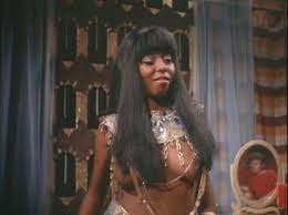 Loray white, johnny rocco, jay edwards, dixie donovan, john vincent, christopher stone, ronald south paese: Notorious Cleopatra The Review 1970