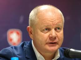 19 år etter «tidenes håndballprestasjon» er Viking i ferd med å miste  håndballhegemoniet til Sandnes og Nærbø