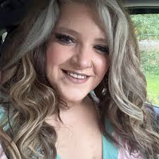 4weeks post op How do you eat slowly ? I mean I can't , I still take bite  like I used to. No im not having any problems. But im concerned /