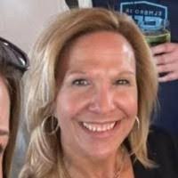 Amanda Schauer's Instagram, Twitter & Facebook