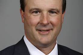 A top Iowa lawmaker was caught kissing a woman at a bar