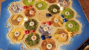 Comenzó su trayectoria periodística como reportero desde que cursaba la preparatoria. Todo Lo Que Debes Saber Y Como Jugar Catan El Juego De Mesa De Geim Puebla Top Juegos De Mesa