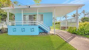 Diggers beach cottage is set in the beautiful beach suburb of diggers beach on the coffs coast. 10 Original Beach Houses On The Market Around Australia For Under 500 000 Realestate Com Au