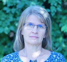 Luisa Lang Owen: A bennünk élő falu (részlet)