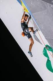 Sport france's bassa mawem has pulled out of the final of the men's climbing competition at the tokyo games after injuring his left arm during the qualifiers on tuesday, the french olympic committee said. Dif9doikvi9mom
