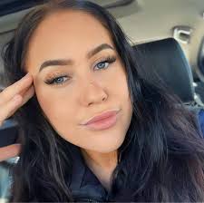 Marian Bennett (@roseine30) • Instagram photos and videos