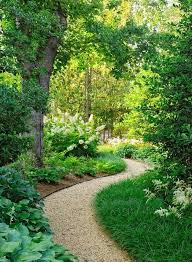 50 Beautiful Diy Garden Path Designs You Can Build To Complete Your Gardens Pea Gravel Garden Garde Walkway Landscaping Beautiful Gardens Woodland Garden