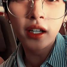 Where Stories Live In 2020 Lee Know Stray Kids Minho Lee Know Stray Kids