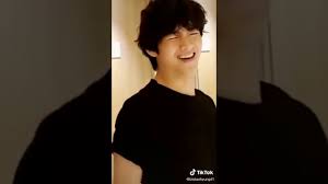 Bahkan, pemilk nama asli kim taehyung ini memberikan bocoran perihal proyek musik solonya tersebut di video yang belum lama dirilis bertajuk . Lagu Kebangsaan Taehyung Part 1 Judul Jump Youtube