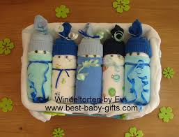 Great baby gifts, based on their age. Souvenir Ideas For Baby Boy Online