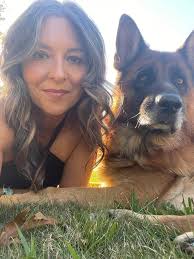 Do dogs experience physical changes when taking Atopica?